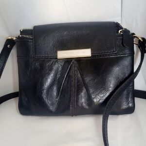 Euc Antonio Melani leather crossbody bag.